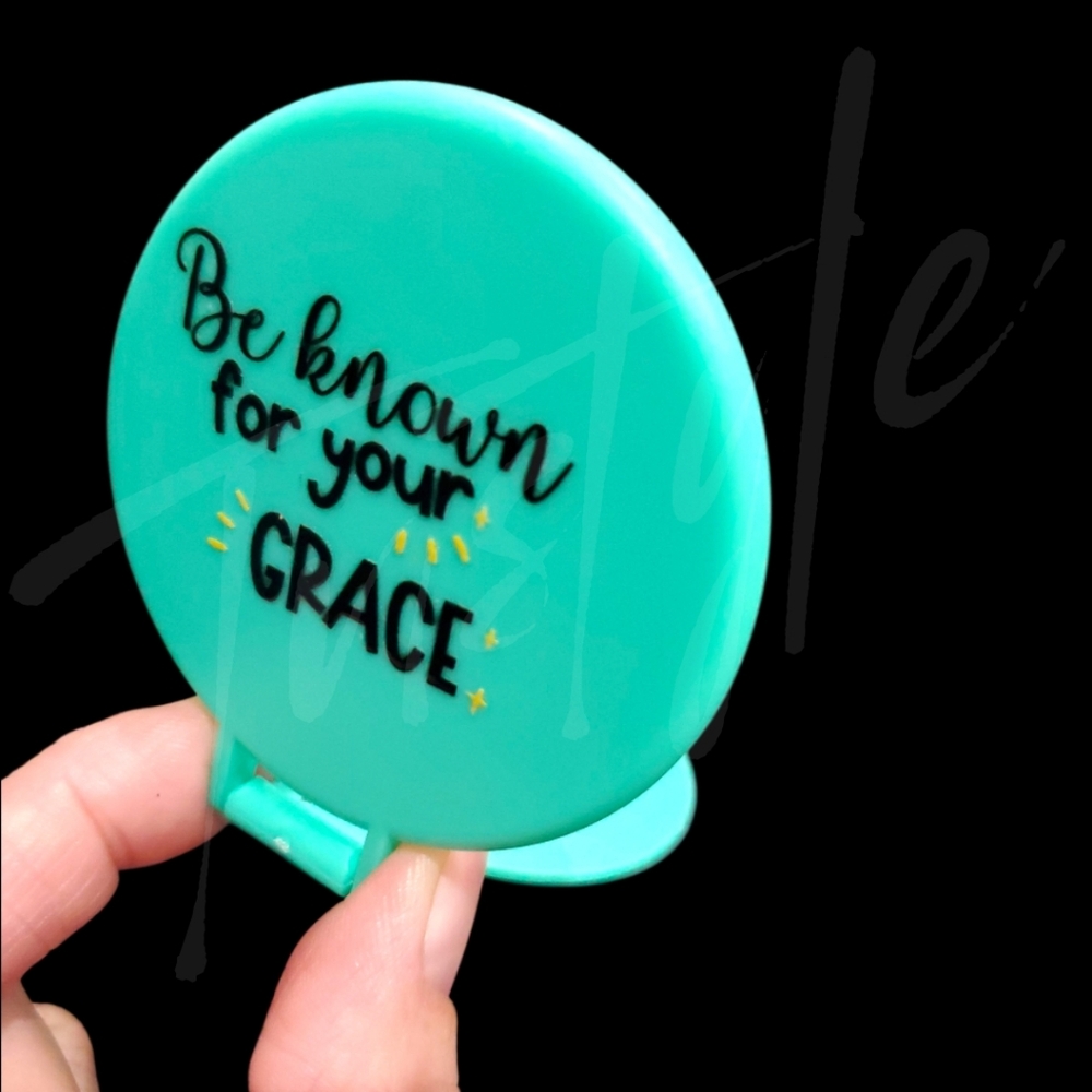 ⭐️4/$16⭐️ Be Kind Folding Pocket Mirror